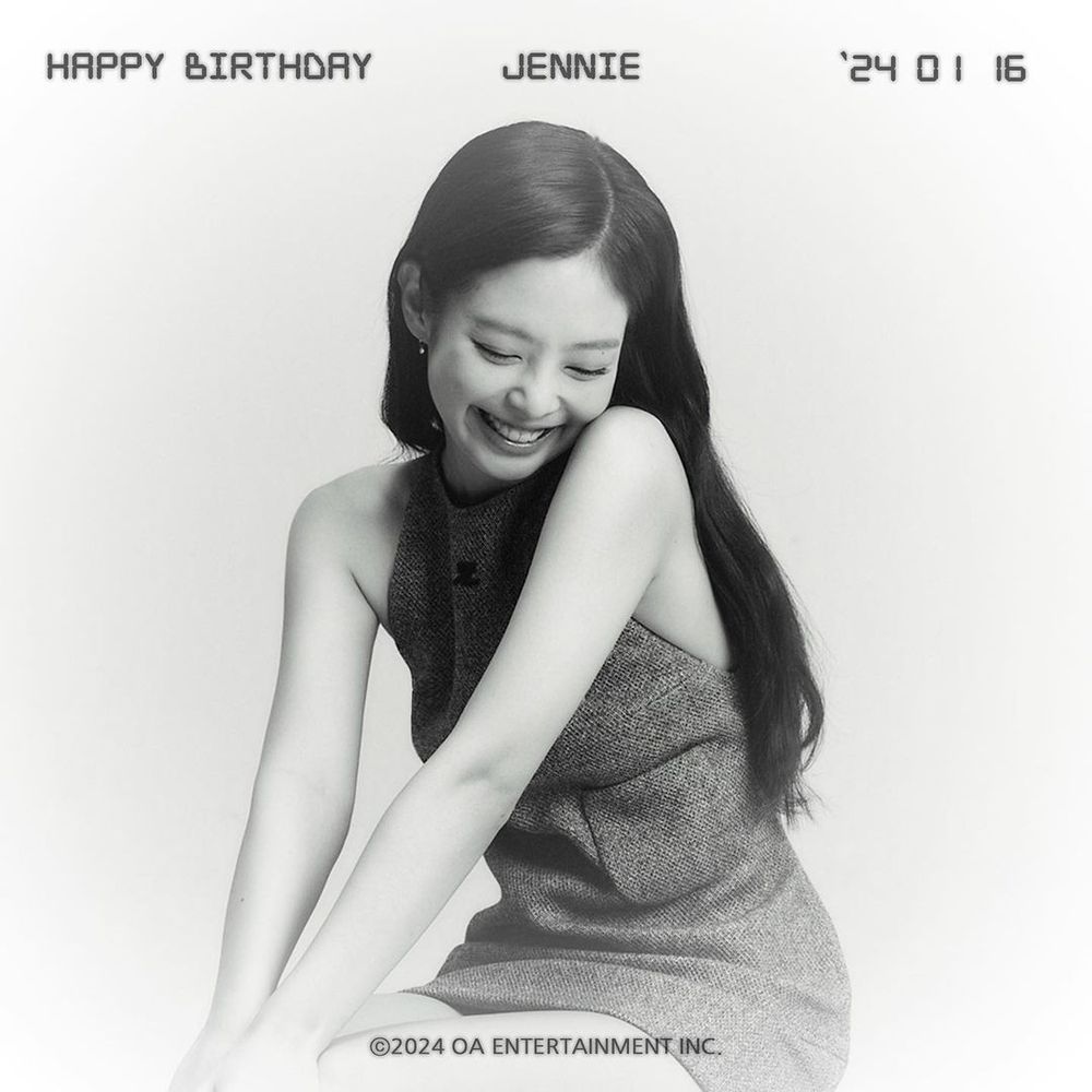 最美社長～Jennie金珍妮現身機場狀態超好！手拎香奈兒包包、準備出席大秀！-14