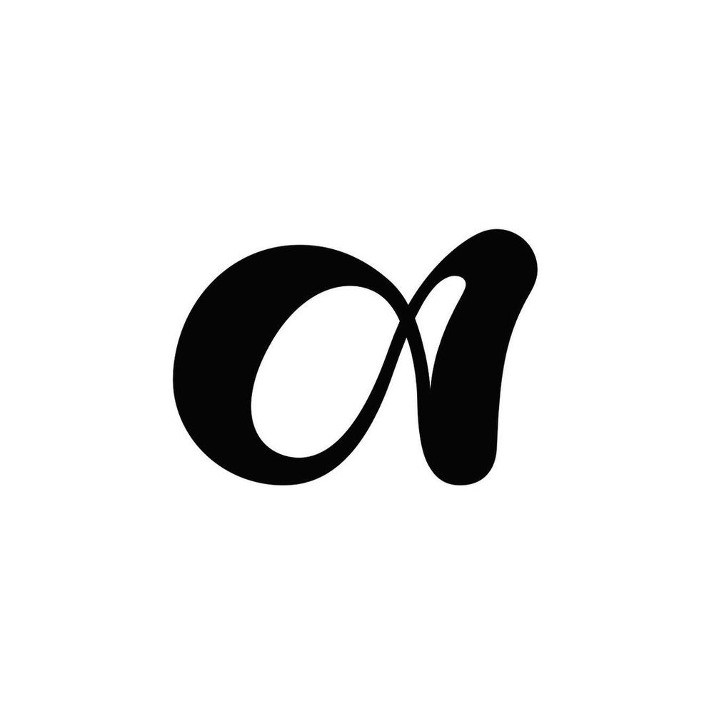 最美社長～Jennie金珍妮現身機場狀態超好！手拎香奈兒包包、準備出席大秀！-11