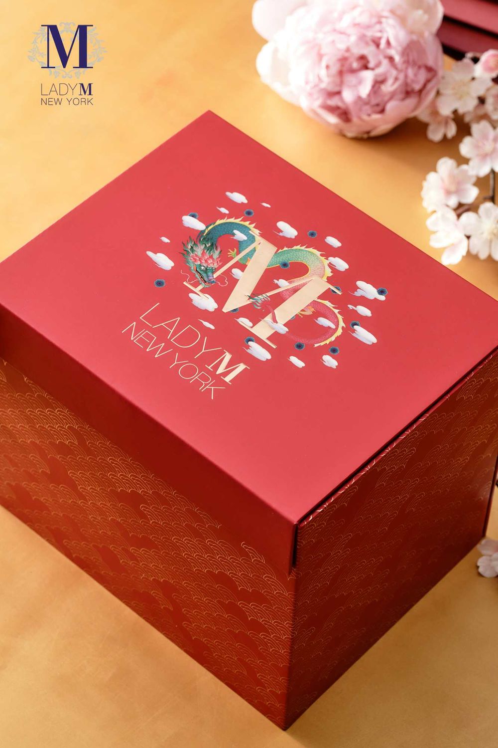 2024最奢華過年禮盒！Lady M新年禮盒「芝麻可可球、伯爵茶捲餅」每一種都好吃！-5