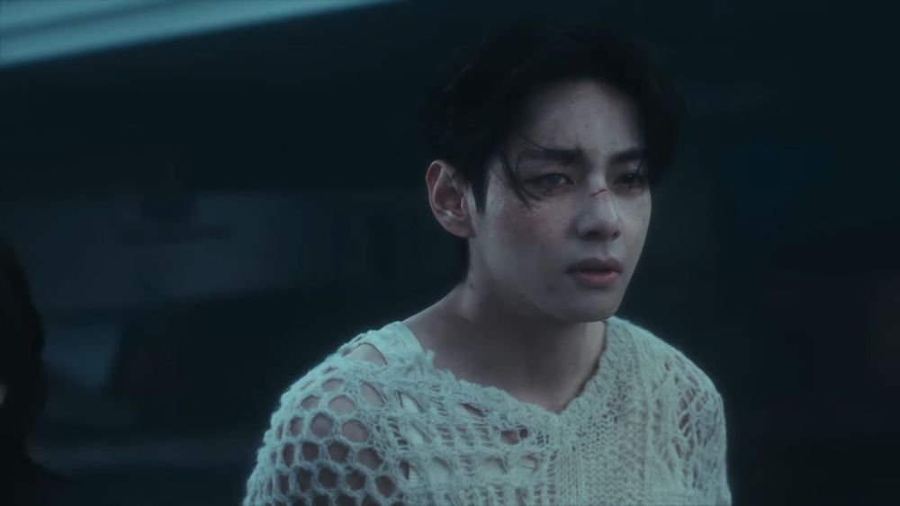 IU新歌〈Love Wins All〉正式發行！防彈V擔綱男主角，媲美電影等級規格，MV隱藏彩蛋含意全網看哭！-14