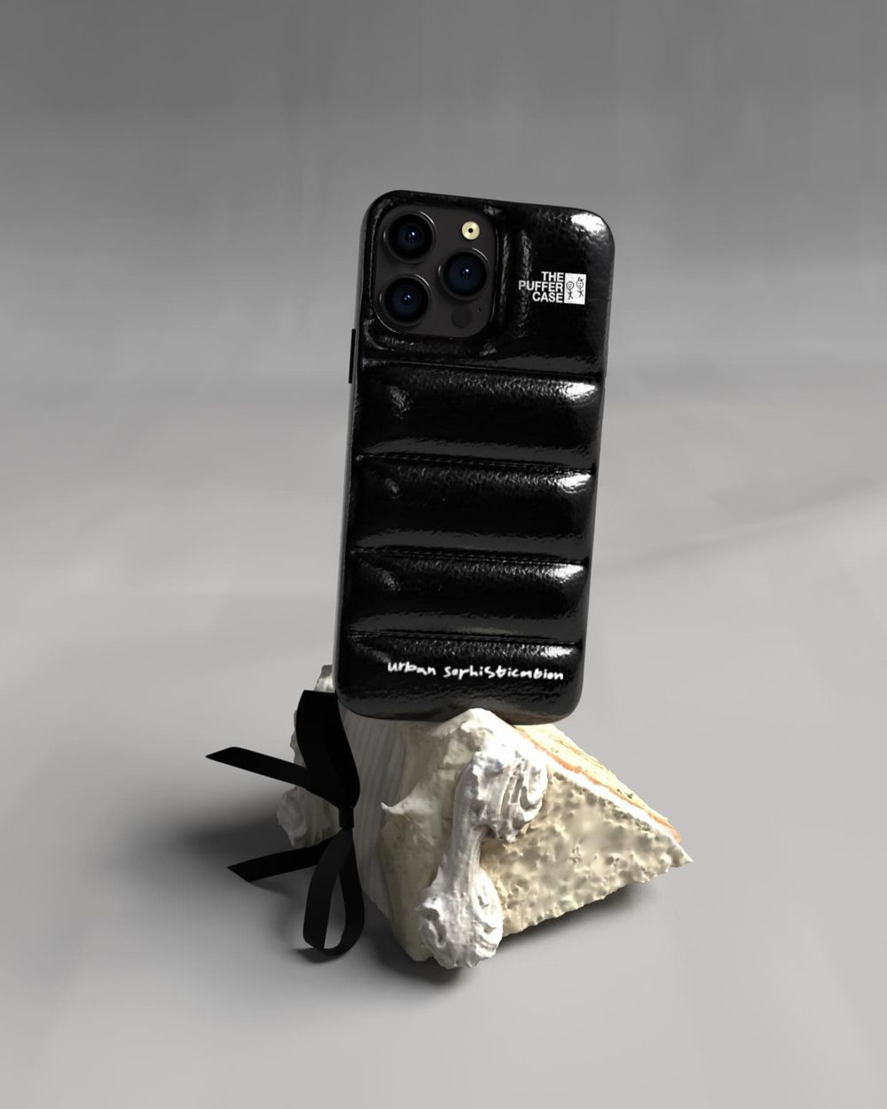 Lisa、TWICE娜璉、aespa Winter最愛「空氣手機殼」台灣也買得到！草莓牛奶色可愛瘋掉！-9