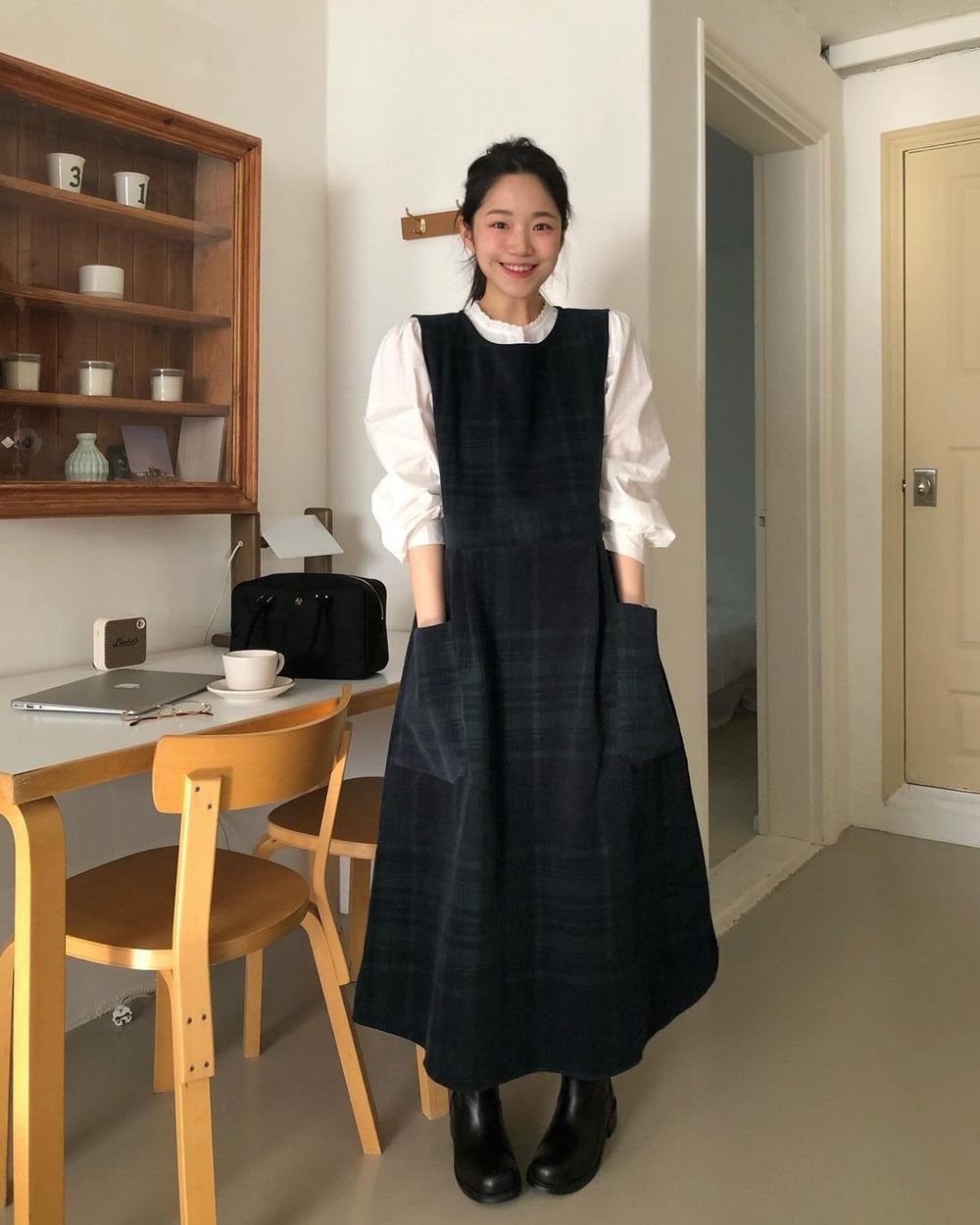 6招不踩雷「襯衫穿搭」顯瘦公式！張員瑛「這樣」穿出不科學比例，學生黨上班族快學起來！-19