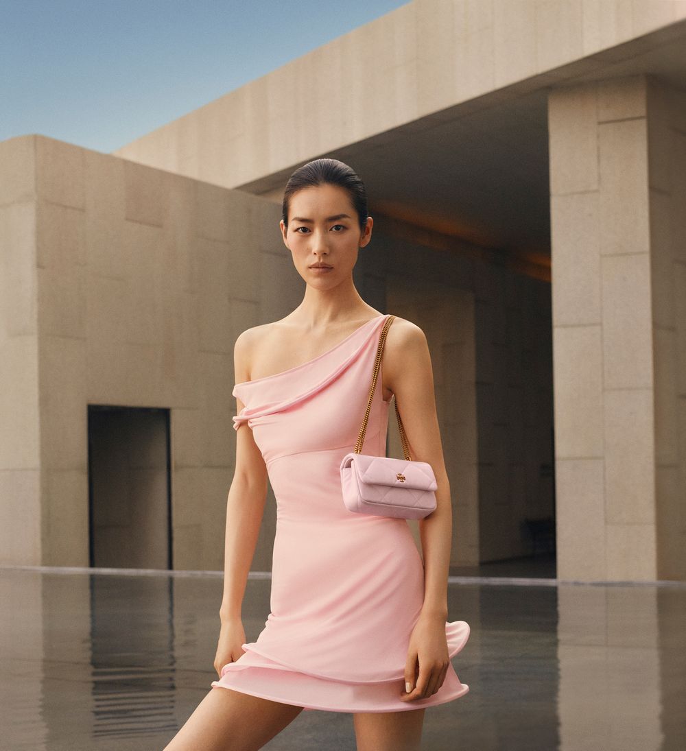 2024必買Tory Burch包包出爐！玫瑰粉「鍊帶雲朵包」萬元初入門！-5