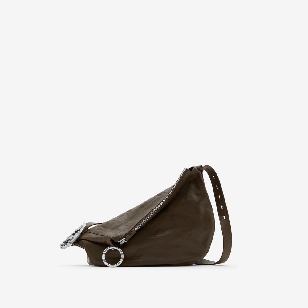 全智賢、湯唯雙女神機場比美！出發倫敦BURBERRY大秀「同款側背包」只要四萬多！-1