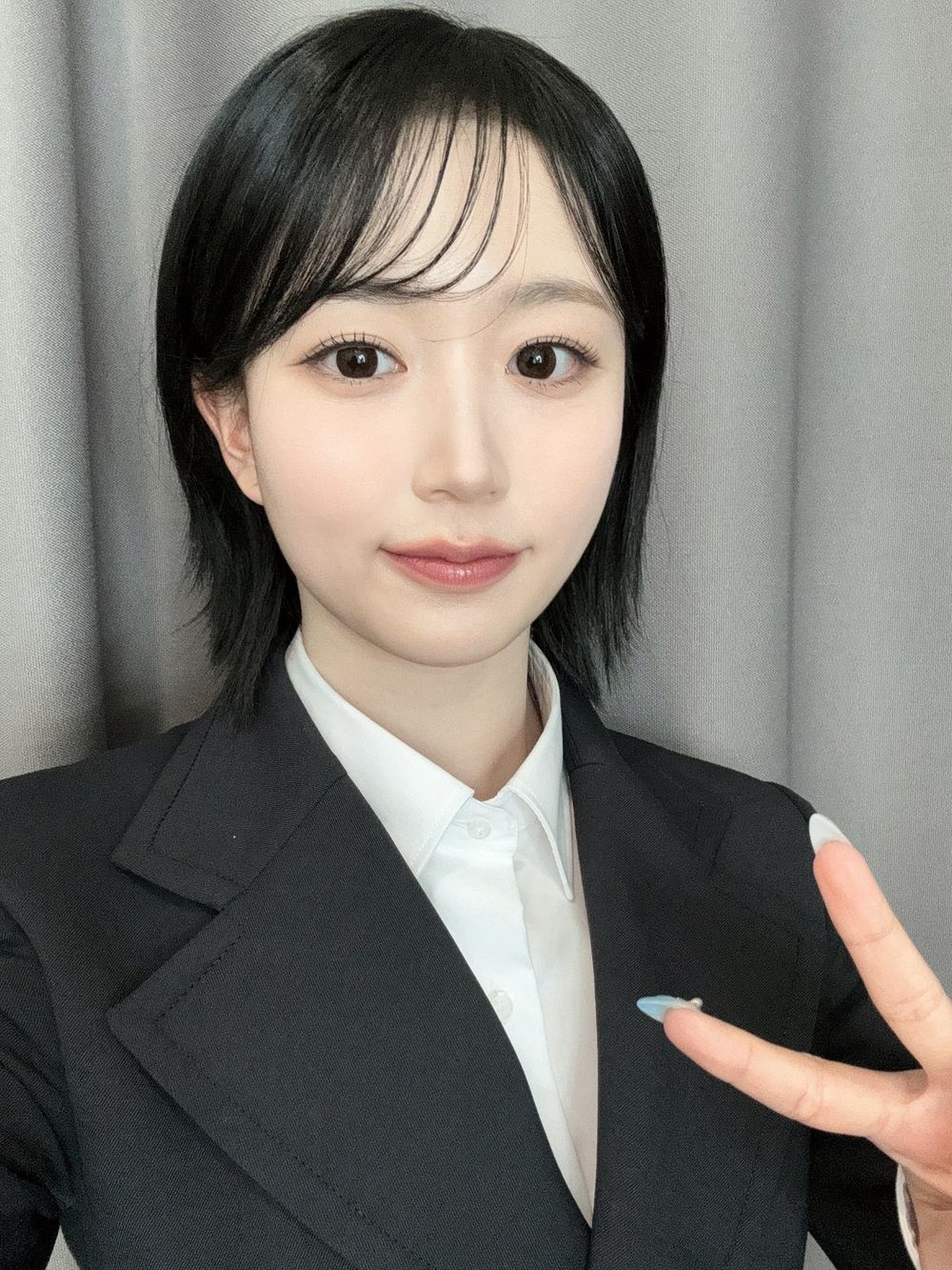 韓網票選！開學「最想要坐隔壁」韓國偶像TOP8！Karina排第8，秀彬、珉奎通通輸給他！-8