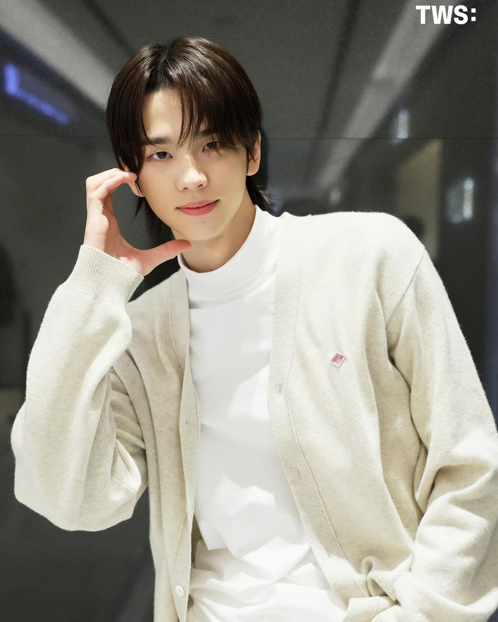 韓網票選！開學「最想要坐隔壁」韓國偶像TOP8！Karina排第8，秀彬、珉奎通通輸給他！-13