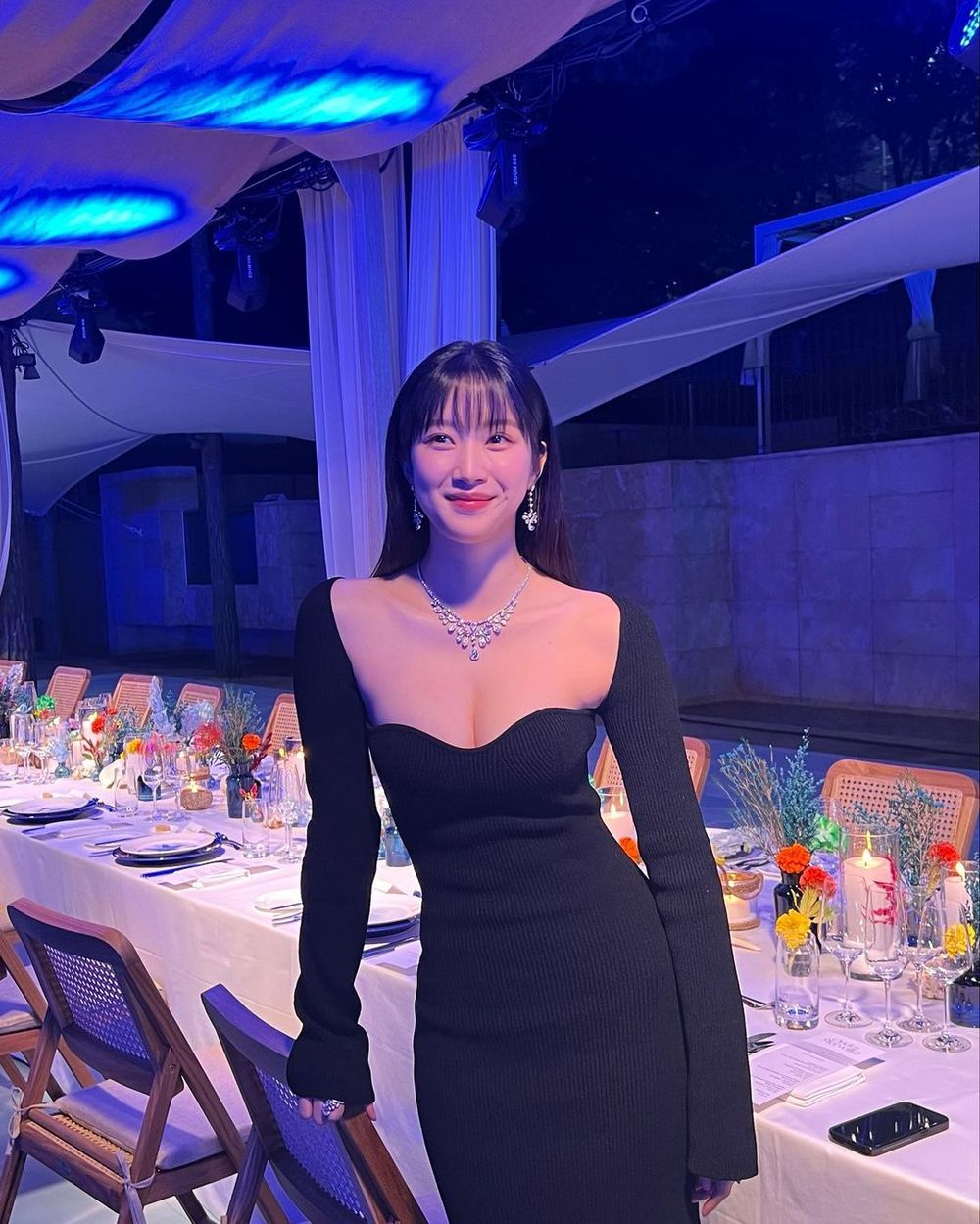 文佳煐女神降臨！Dolce&Gabbana時裝周「薄紗透膚美胸」有料身材米蘭引暴動！-15