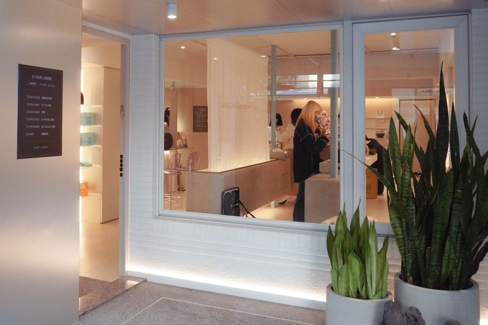 不用醫美也瘦臉超有感！KOZY沙龍臉部健身+奇蹟精華乳，無痛找回澎澎小V臉！-6