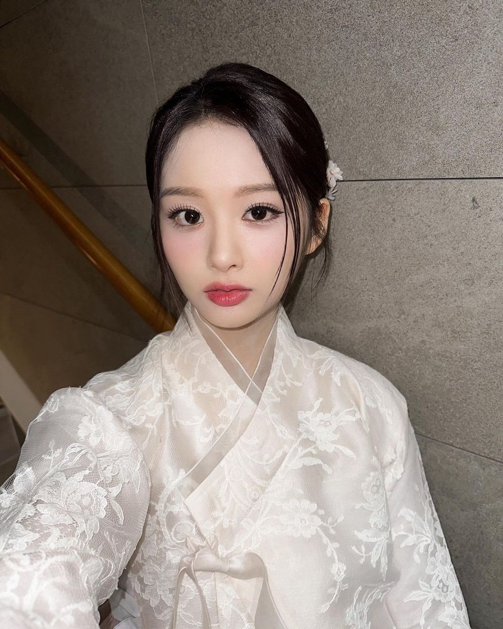 韓國6位擁有「不科學AI美貌」女偶像！舒華、Jisoo擠進百大美女，「她」美到不像真人！-10