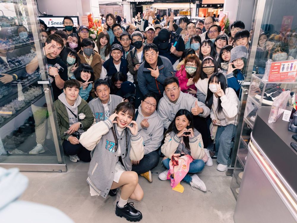 爆款球鞋通通有!潮流選物店KISCKSTAGE首間實體店「在這」周末就去大逛!-4