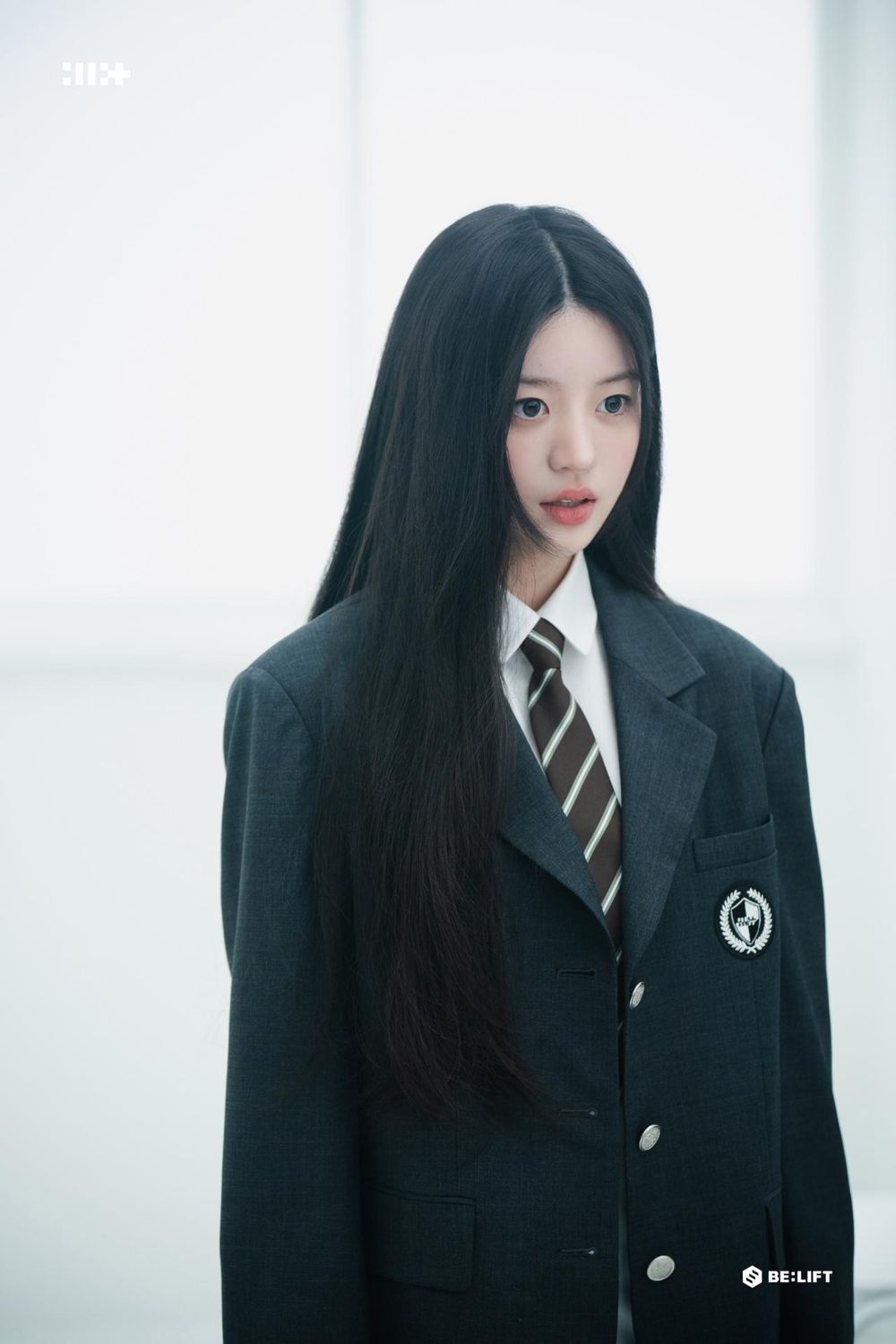 HYBE新女團「ILLIT」正式出道！超台概念照引熱議，5位成員詳細介紹一次看-8