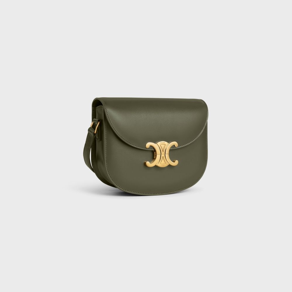 2024 CELINE必買新包「價格、整理」一次看！潤娥、Lisa同款「肩背包」賣到斷貨-15