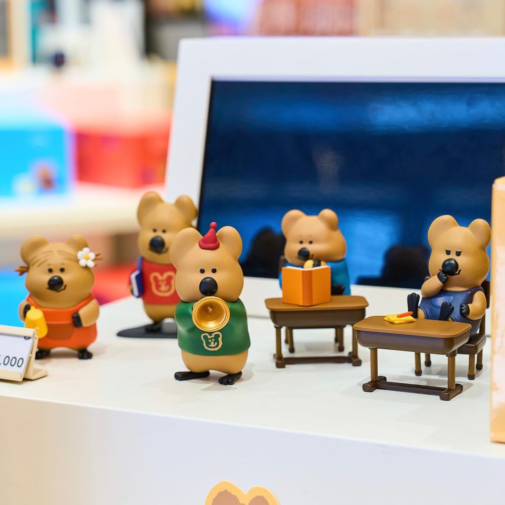 2024韓國旅遊必買5大文創品牌推薦！Dinotaeng矮袋鼠、笑臉狗狗⋯連韓妞都超愛！-4