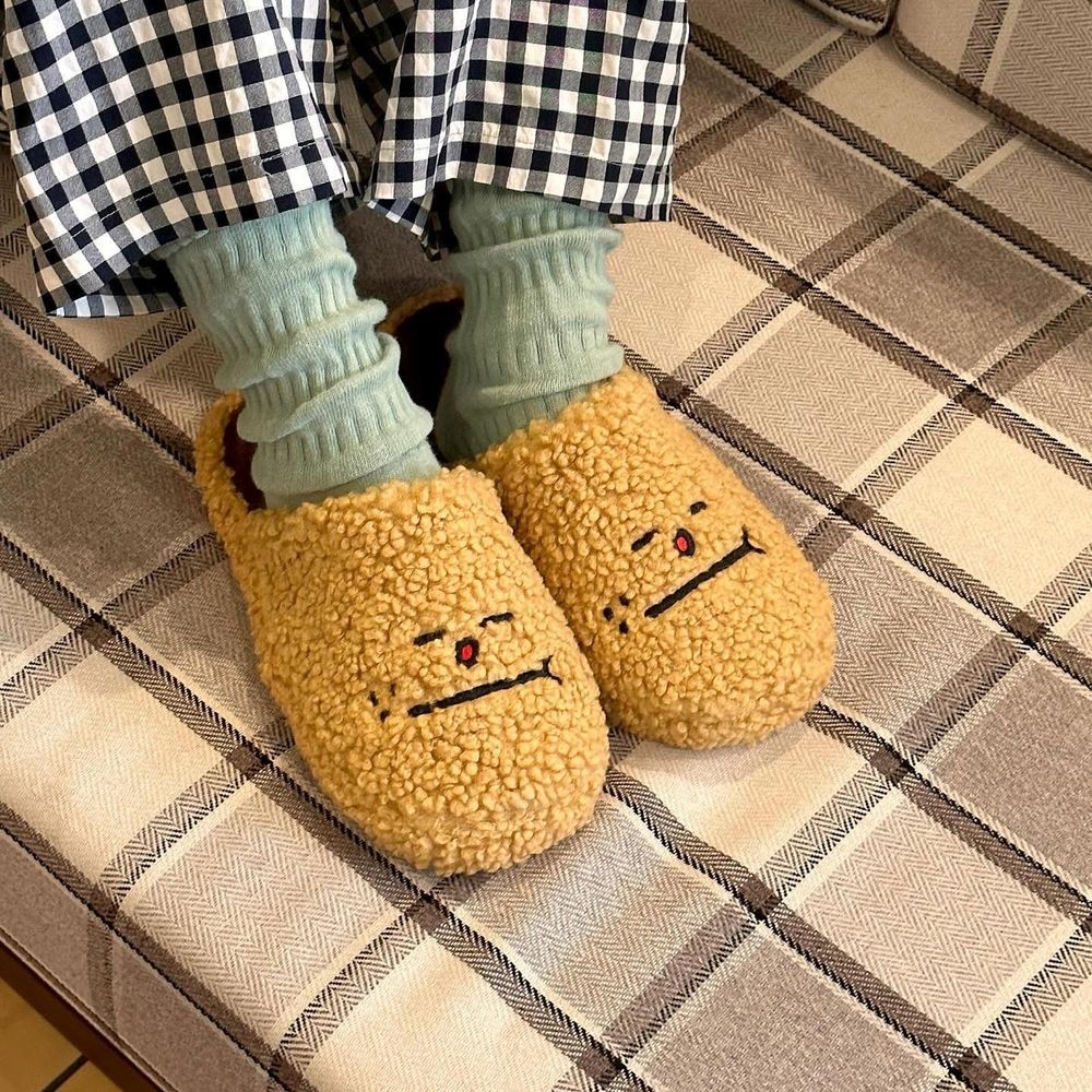 2024韓國旅遊必買5大文創品牌推薦！Dinotaeng矮袋鼠、笑臉狗狗⋯連韓妞都超愛！-10