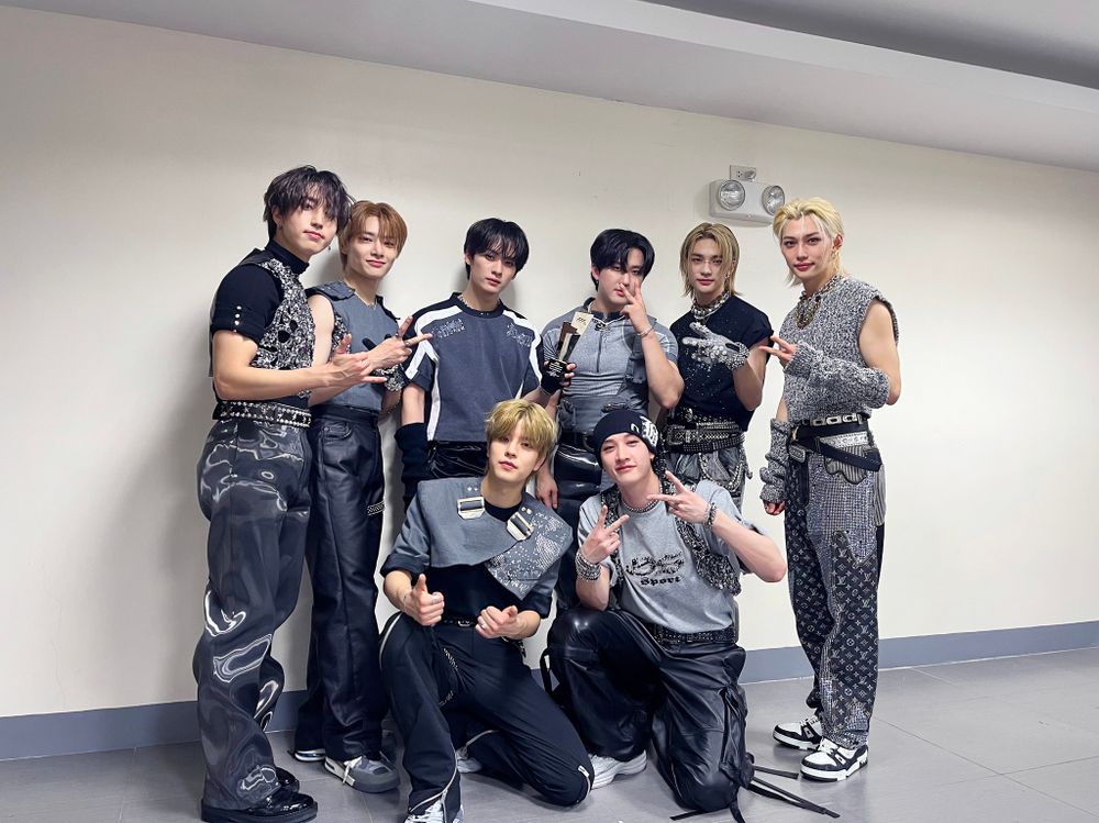 韓網公認6組現場實力超強的韓國男團！SKZ、SEVENTEEN都上榜，最後這團「開全麥」吞CD實力太狂！-2