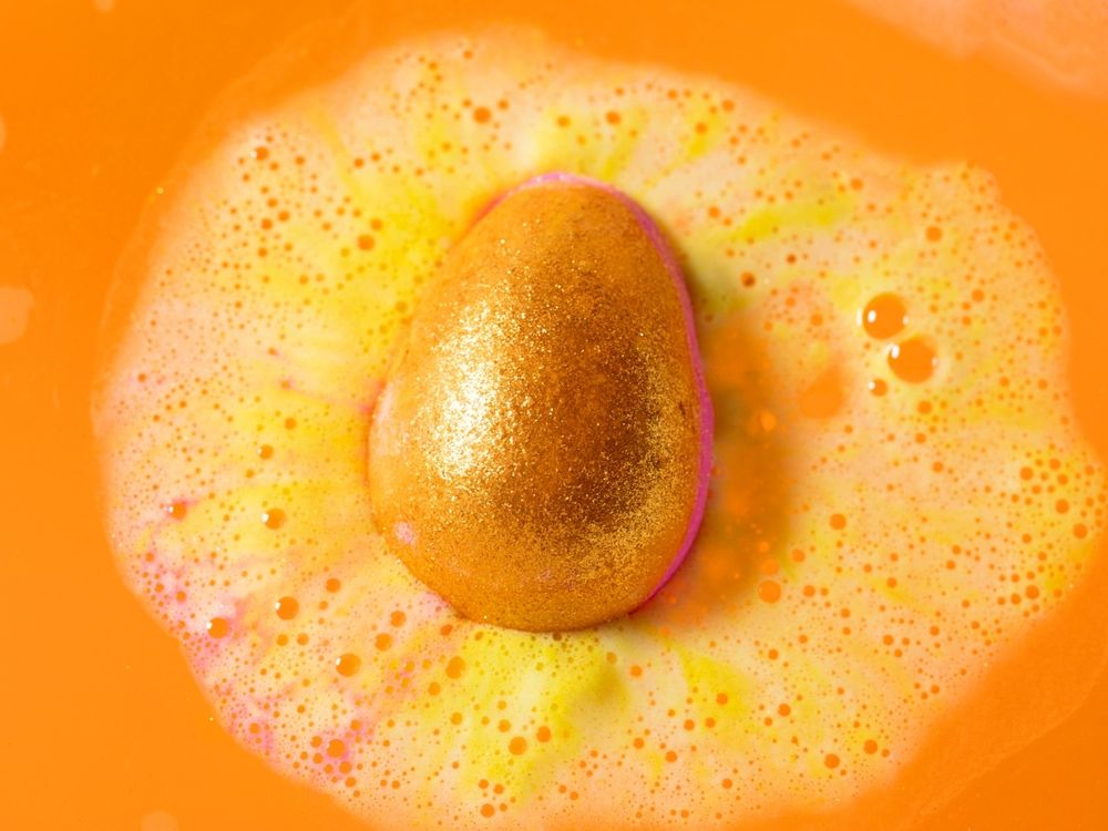 2024復活節限定！LUSH柑橘香氣兔子汽泡彈、七色蘿蔔泡泡浴芭...，竟然還有粉紅果汁兔子面膜！-20