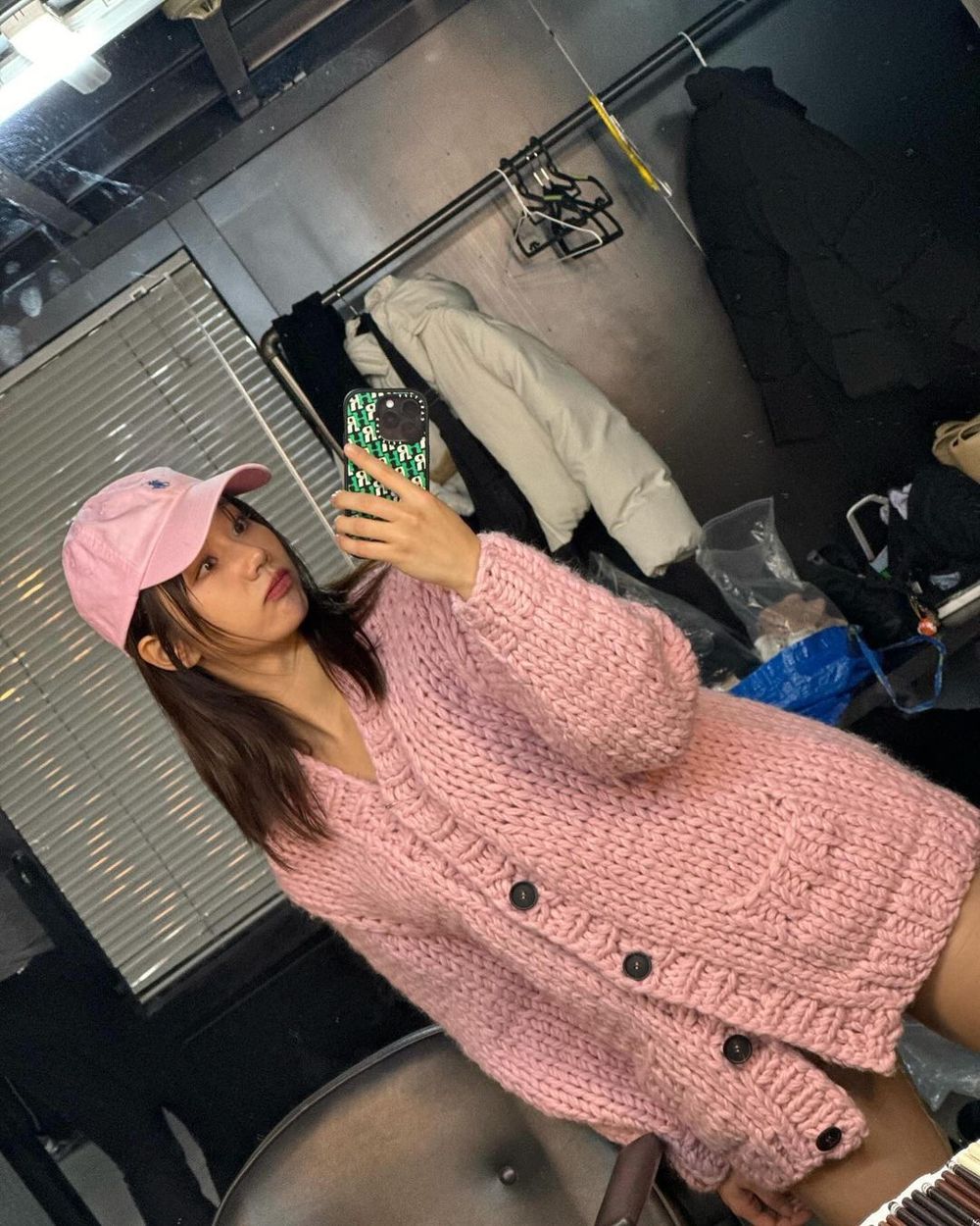 邊佑錫也是她摯友？！8點認識話題女神「惠利」人緣超好、精品搶合作⋯看完會愛上她！-7