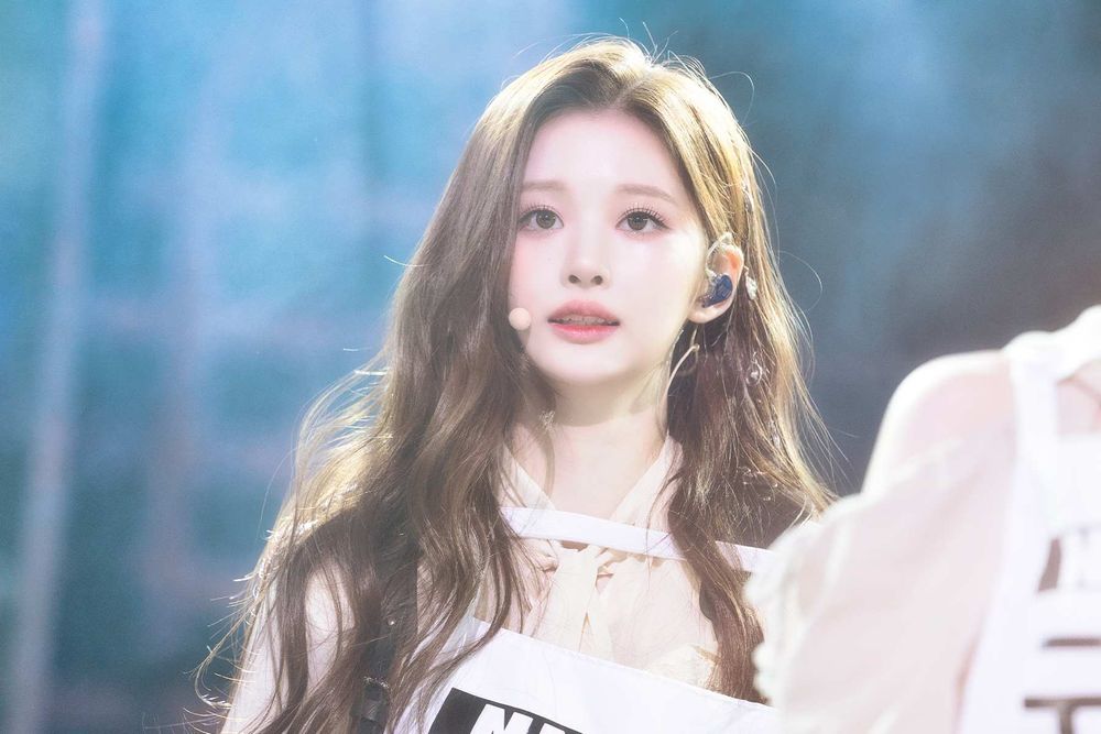 網熱議7位「初戀系」韓團女偶像！舒華素顏清純美爆發，安俞真、Minji古典氣質太甜美！-9