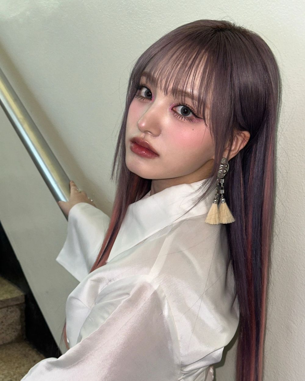 7位超意外【I人女偶像】穿搭代表！Liz超不像、BABYMONSTER幾乎全團I人？！-18