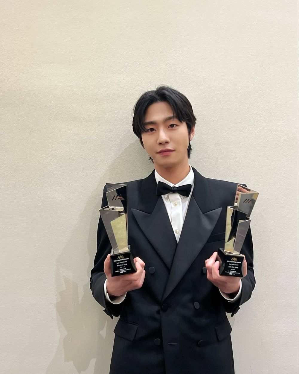 網熱議8位很會唱歌的韓劇男演員！邊佑錫《背著善宰跑》OST逆襲榜單，金秀賢、安孝燮都上榜，這位根本專業歌手水準！-10