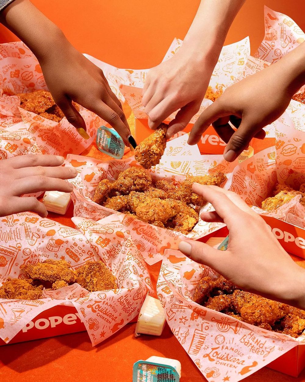 炸雞免費吃！美國超夯速食Popeyes「這天」插旗台北車站！點炸雞再送布朗尼超佛心-9
