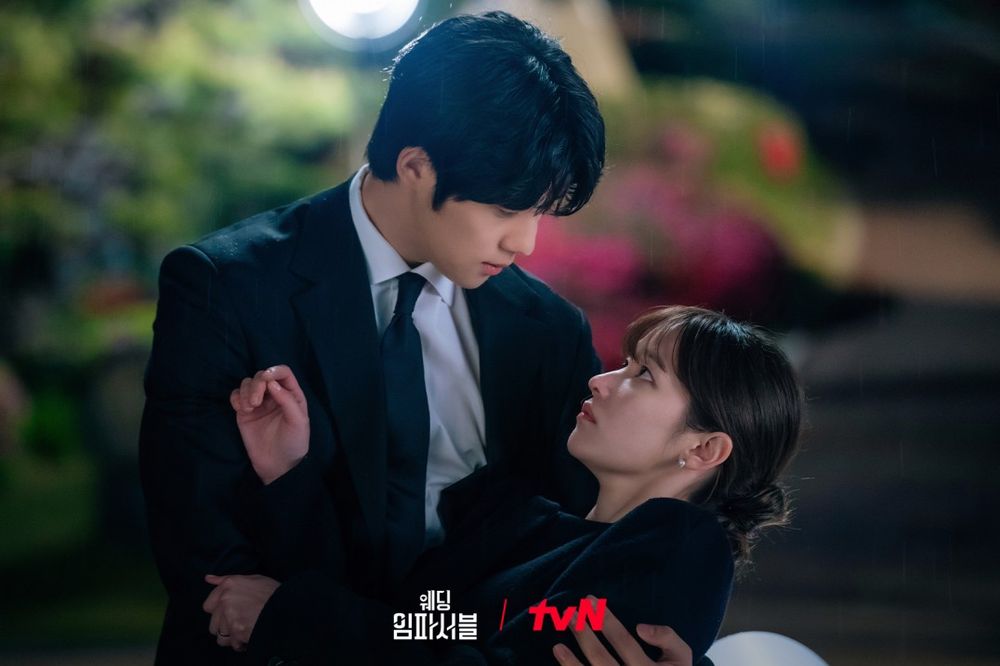 網評6對2024最強韓劇CP！《淚之女王》金秀賢&金智媛太閃、《背著善宰跑》邊佑錫&金惠奫甜死人，這對全網敲碗在一起！-2