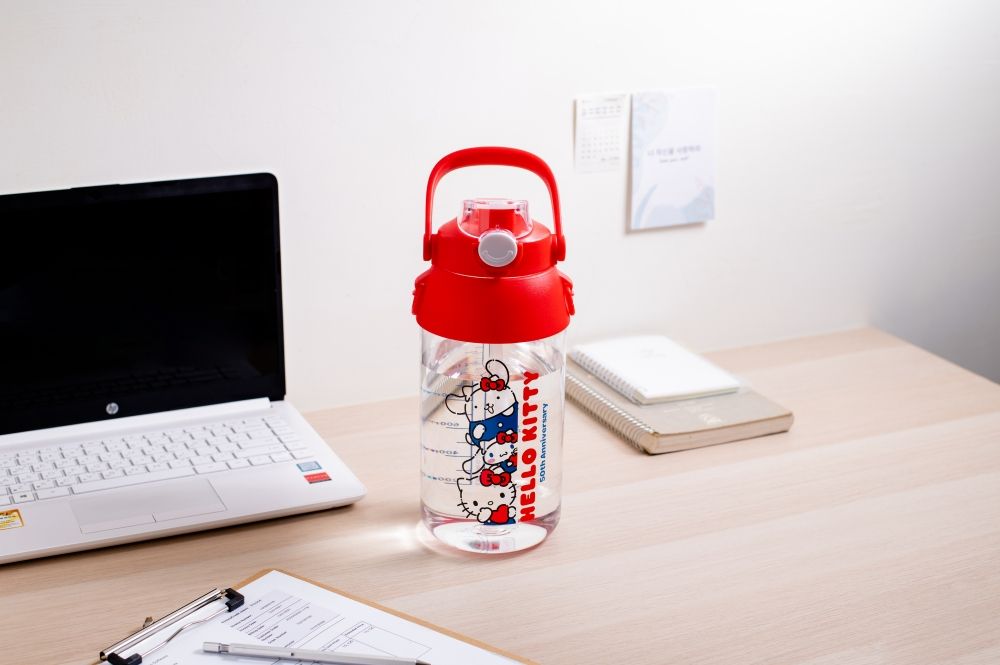 三麗鷗粉快衝！屈臣氏最新集點送是Hello Kitty！超實用雨傘、冷水壺全都免費送！-13