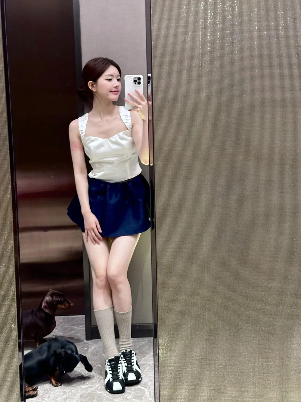 陸劇女神回歸！趙露思親自傳授「仙女體態」5招穿搭法，這腰臀比例超不科學！-18