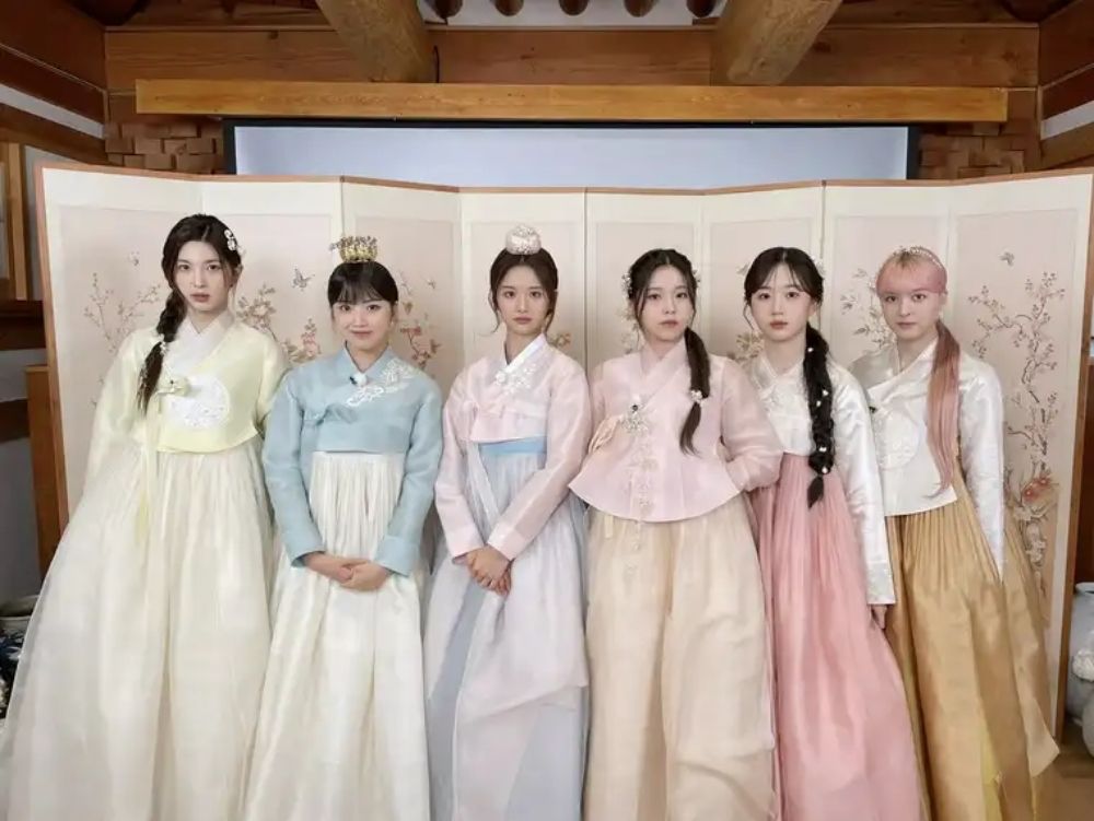 盤點韓國5大「最適合穿韓服」女團！NewJeans、ILLIT、IVE是新一代韓服精靈！-13