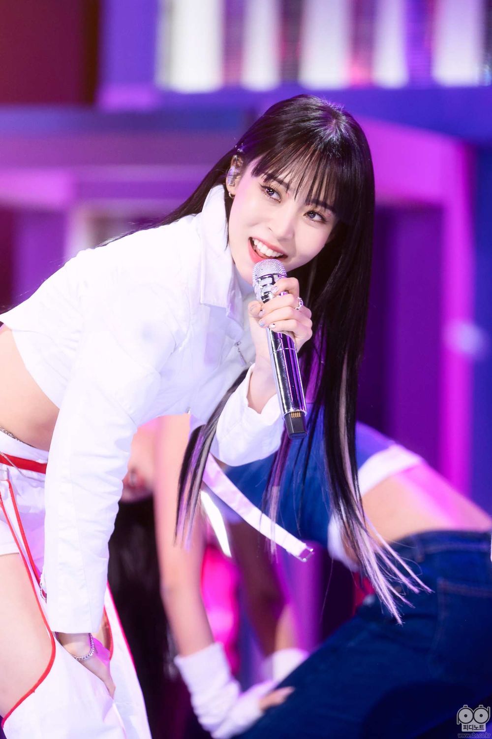 韓網熱議7位「中性美」韓國女偶像！留真、安兪真可鹽可甜超圈粉，Winter甜酷魅力引爆全網！-14