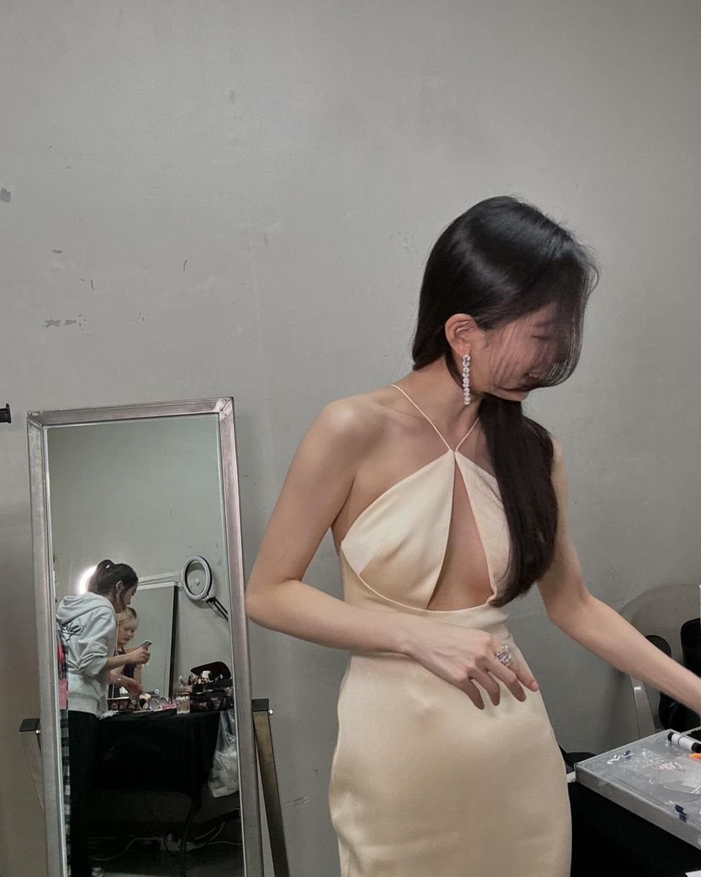 盤點5位隱藏版「有料好身材」女演員！《背著善宰跑》金惠奫、金智媛腰臀比例超好！-11