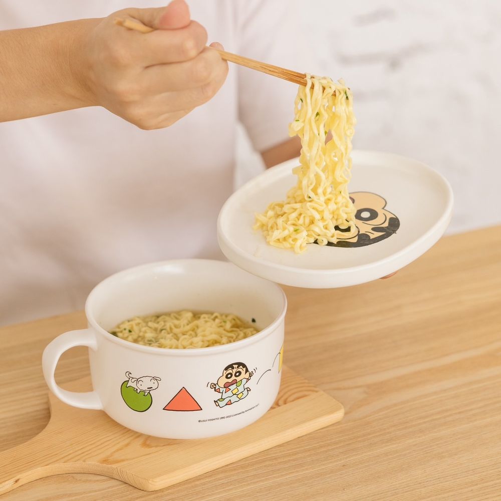 7-11開賣超實用《蠟筆小新》生活小物！超軟萌「小白環保袋、小新泡麵碗」全都好生火！-11