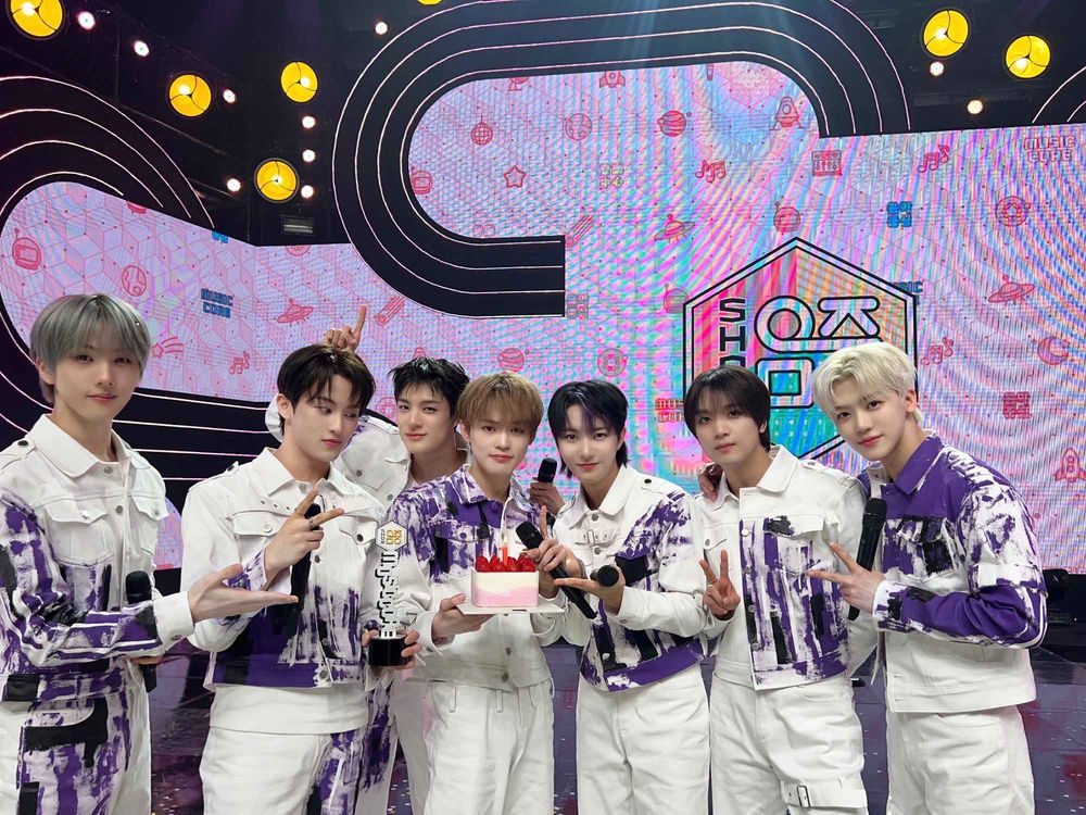 韓國男團專輯總收入排名TOP10！TXT 2737億，Stray Kids衝進前三，冠軍賣破7000億！-14