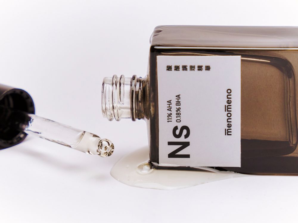夏季白皙美肌必備！m̄enom̄eno最溫和「Ns 酸酸調理精華」，完美比例解決油痘肌膚問題！-4