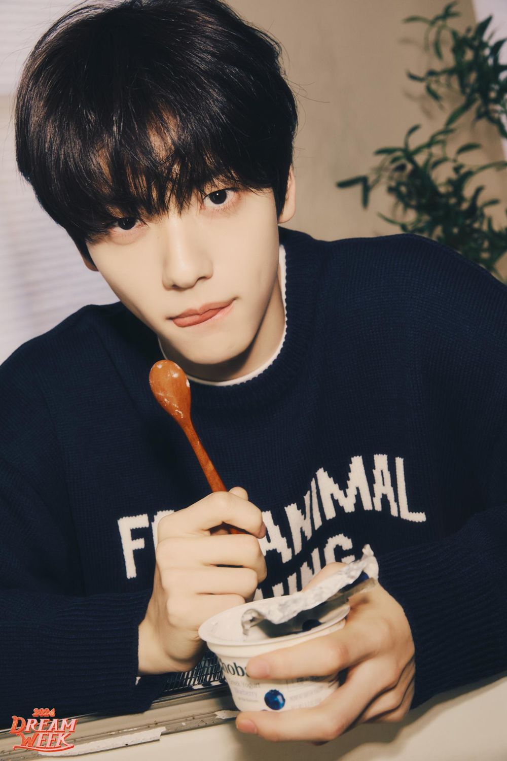 韓網熱議7位有「演員相」的韓國男偶像！圓佑新歌動作戲超帥氣，秀彬、在玹初戀感超強，網友公認最適合演「渣男」是他！-6