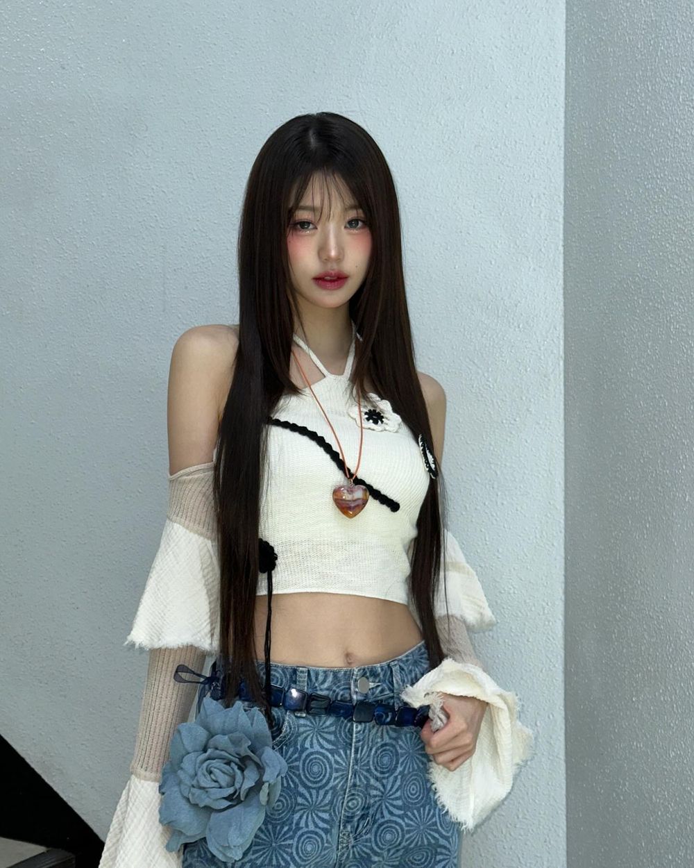 韓網熱議7位「小臉」出名的韓國女偶像！Karina、張員瑛比例太不科學，這位沒人敢站她旁邊！-6