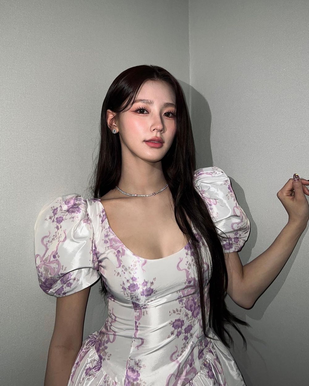 韓網熱議7位「小臉」出名的韓國女偶像！Karina、張員瑛比例太不科學，這位沒人敢站她旁邊！-8