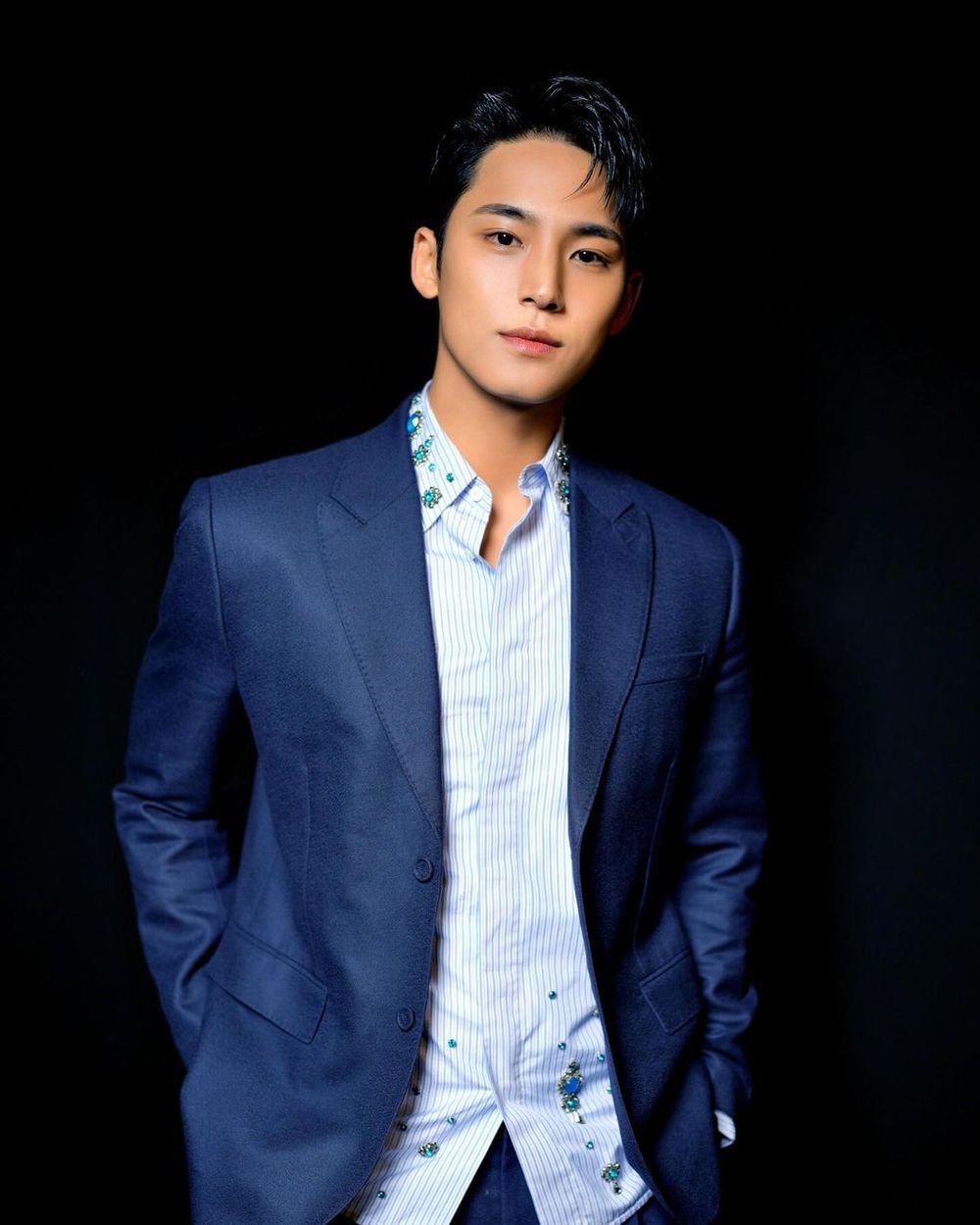 克拉之光！SEVENTEEN珉奎「23億金總」時尚資源狂炸！DIOR、LV精品瘋搶！-8