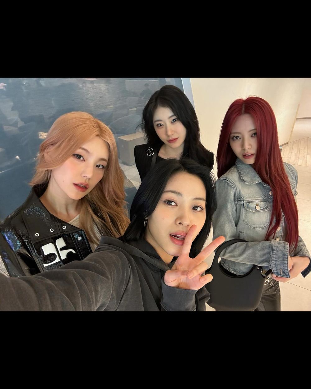 MBTI人格特質解析！BamBam、王嘉爾LV大秀親密同框，典型「ESTJ」人格、對朋友太好了！-14