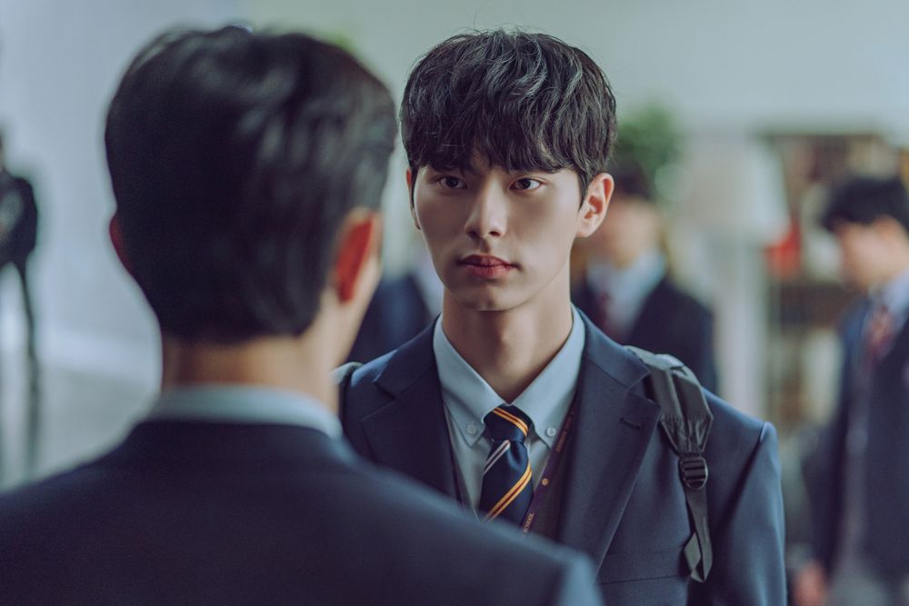 Netflix韓劇《名校的階梯》劇情看點&角色介紹總整理！激情戲尺度超大，主演群高顏值登上韓網熱搜！-7
