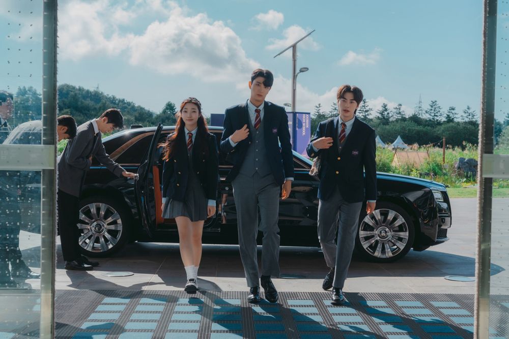 Netflix韓劇《名校的階梯》劇情看點&角色介紹總整理！激情戲尺度超大，主演群高顏值登上韓網熱搜！-13