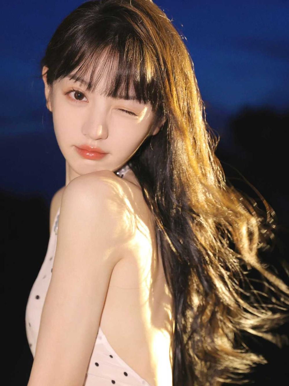 「不科學髮量」陸劇女星盤點！白鹿、趙露思用真髮演古裝，虞書欣頭髮厚到風一吹立刻炸毛！-2