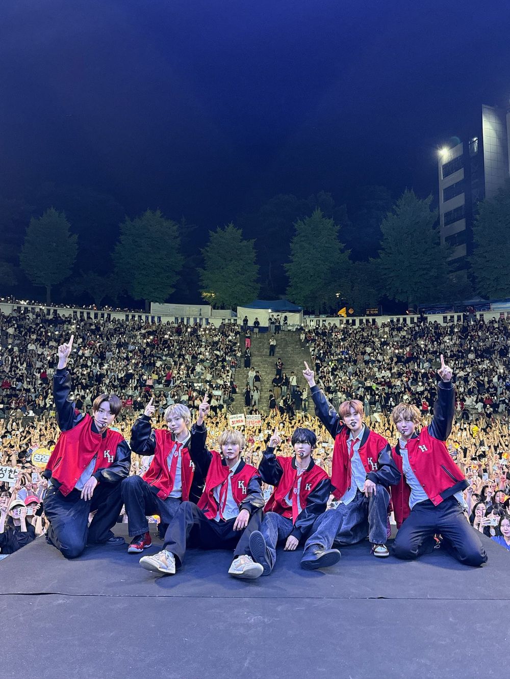網熱議7組2024韓國大學校慶最受歡迎的偶像團體！aespa全開麥舞台封神，(G)I-DLE實力撕裂舞台！-11