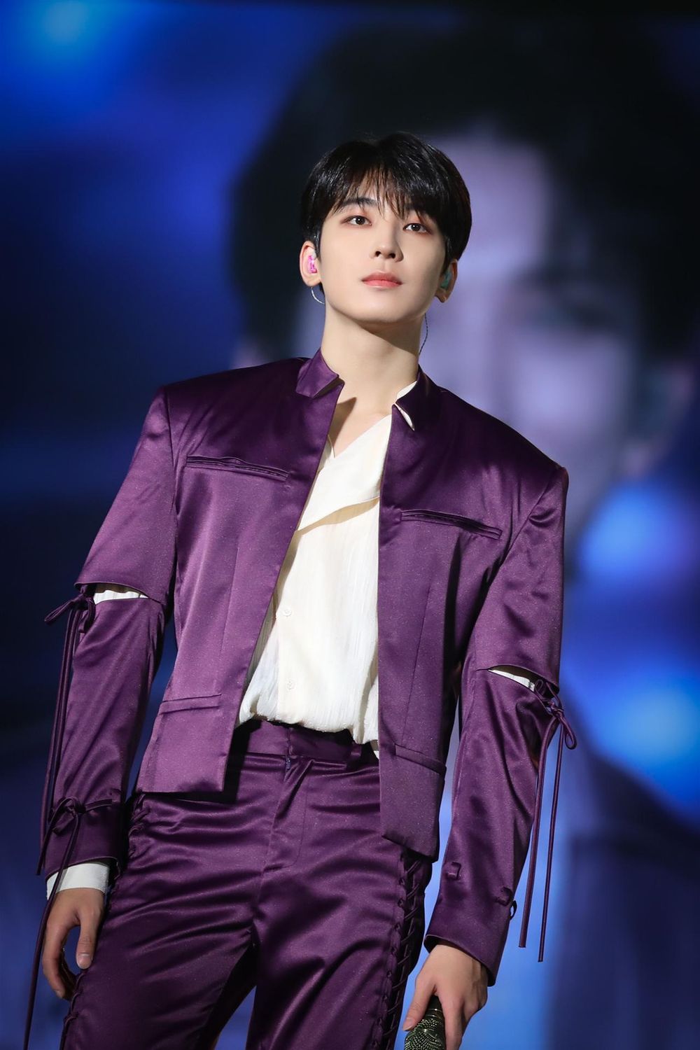 克拉的驕傲！SEVENTEEN「肩膀流氓」圓佑時尚資源超狂！這一精品也出手了？！-1