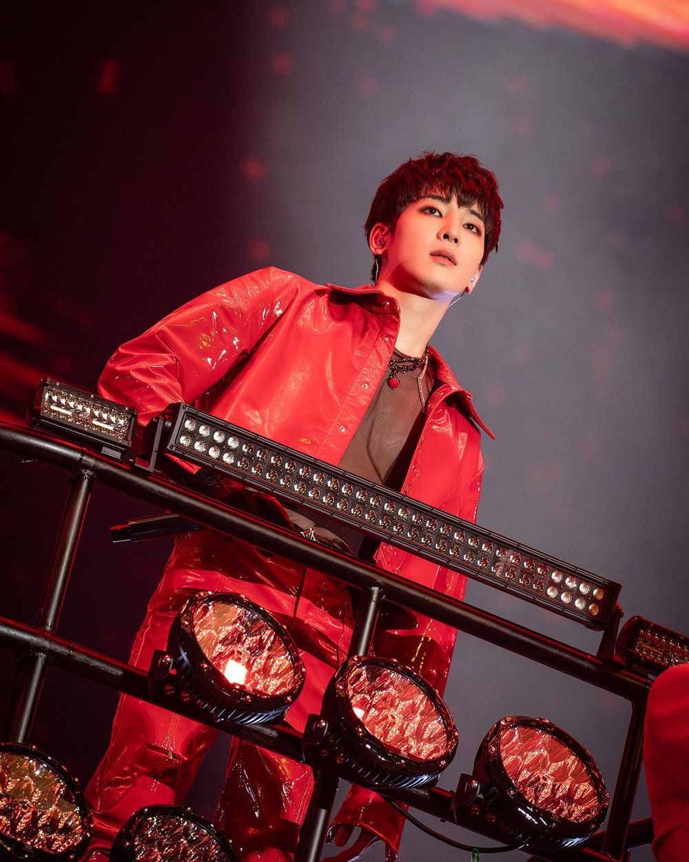 克拉的驕傲！SEVENTEEN「肩膀流氓」圓佑時尚資源超狂！這一精品也出手了？！-6