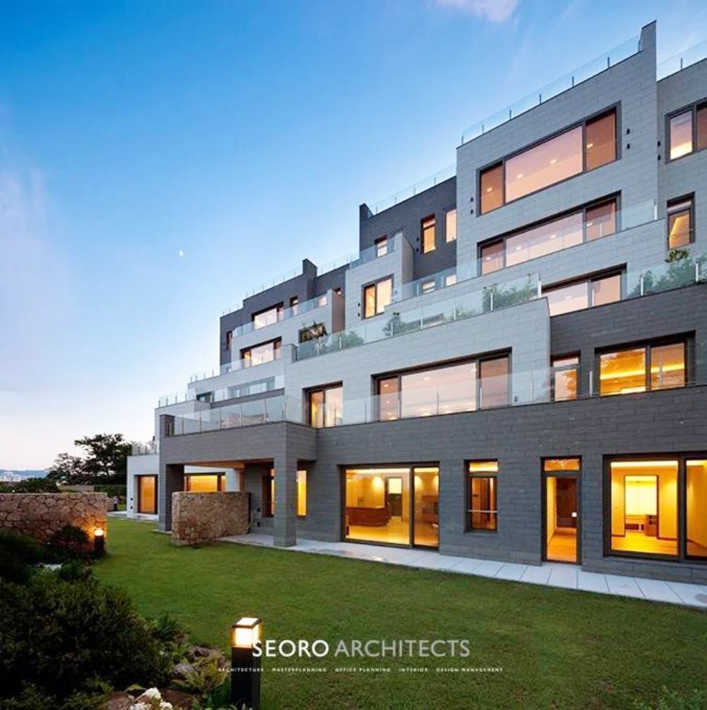 開箱Jennie的家！房間佈置根本就是美術館、超可愛「唇膏全身鏡」Rosé竟也有同款！-10