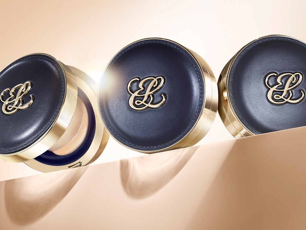 IU現身雅詩蘭黛快閃店！世界巡演剛結束，一點疲態都沒有，這膚質好像濾鏡開到滿！-7