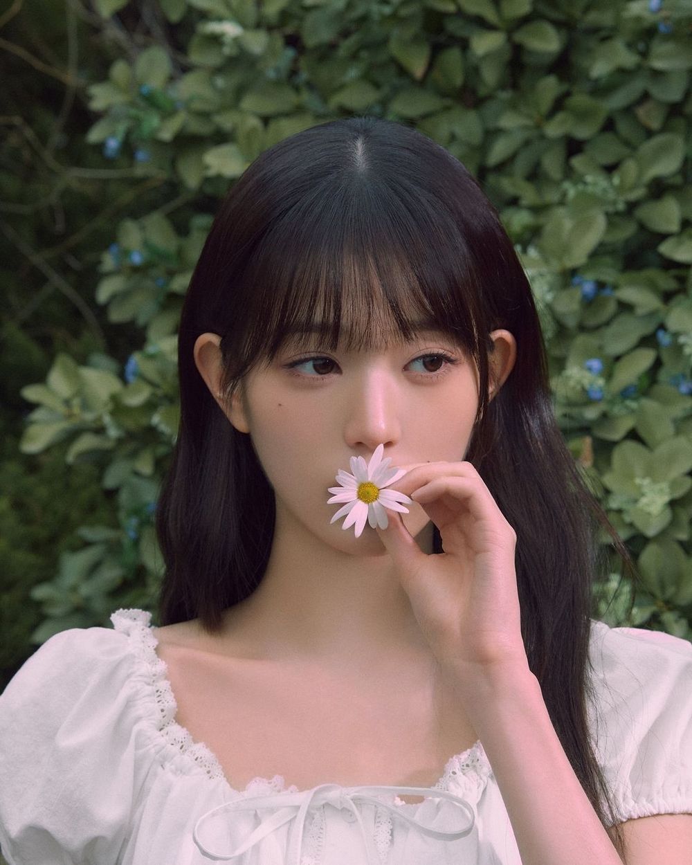 衝出屏幕的美貌！張員瑛發新穿搭照「這腿是真實的嗎」非真人比例再引熱議！-1