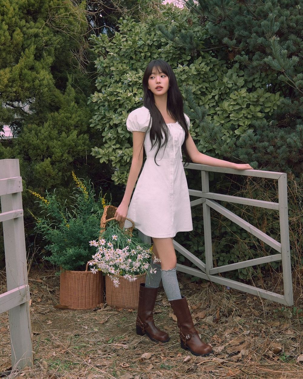 衝出屏幕的美貌！張員瑛發新穿搭照「這腿是真實的嗎」非真人比例再引熱議！-6