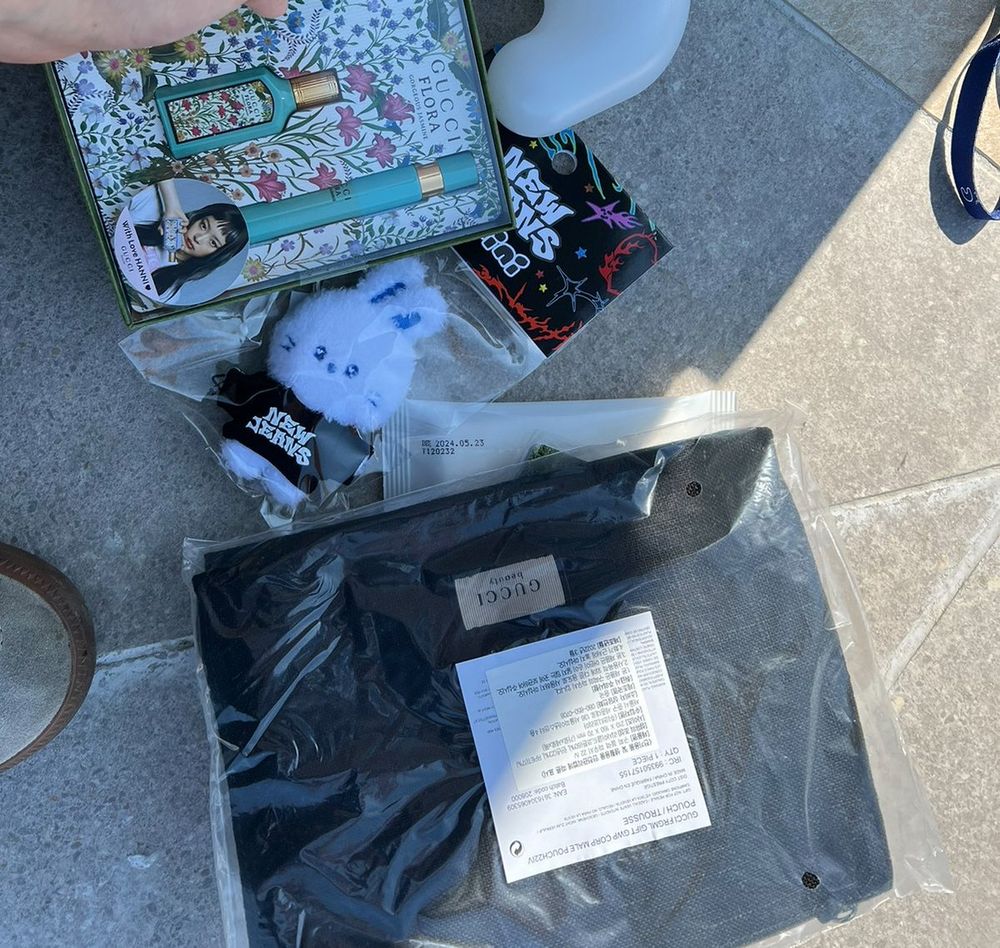 NewJeans太寵粉！大手筆「逆應援」直接送粉絲GUCCI禮包、名牌墨鏡！-6